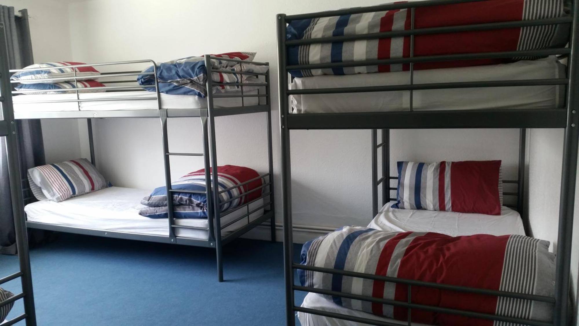 The Queens Hostel London Rum bild